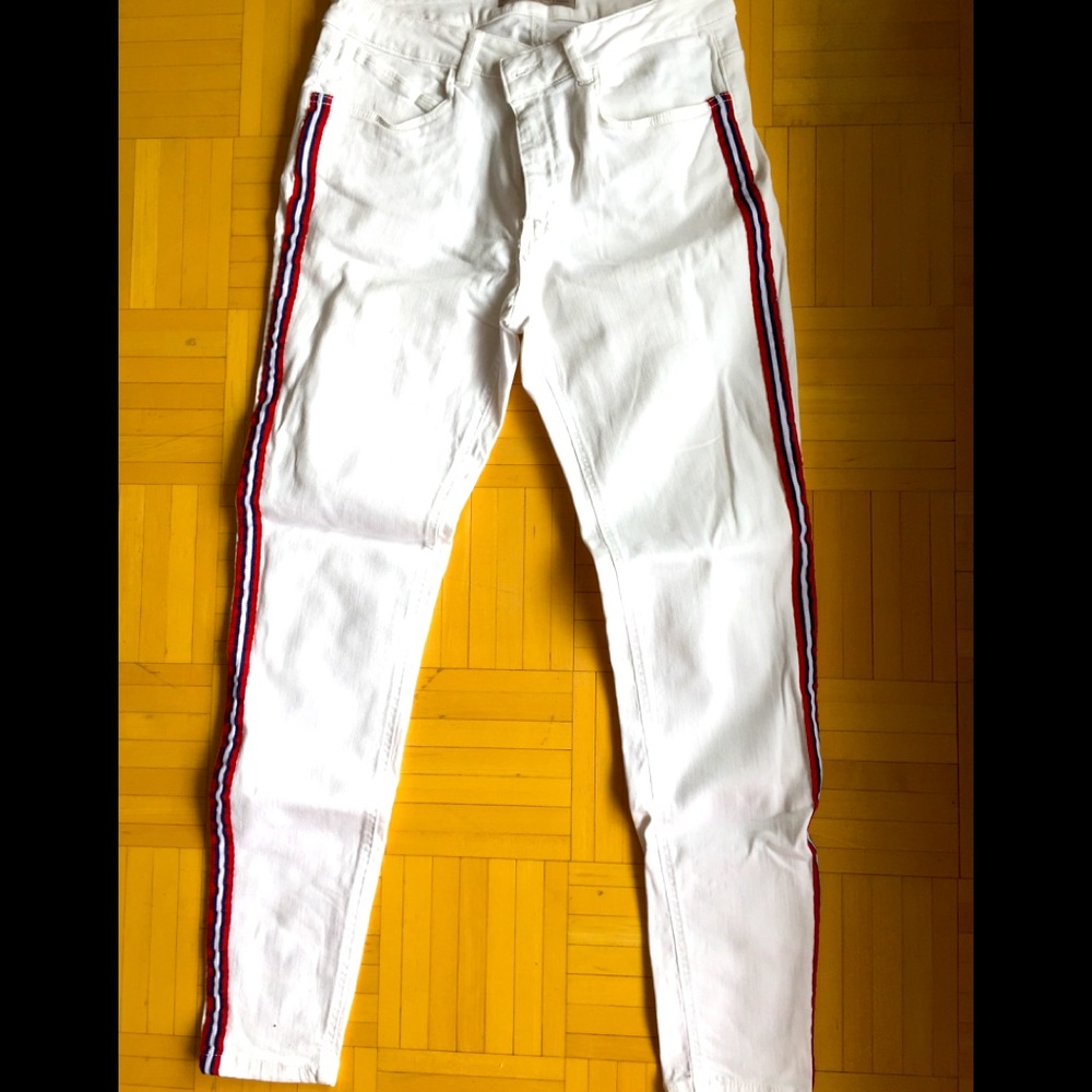 NWOT Zara white jeans size US 12